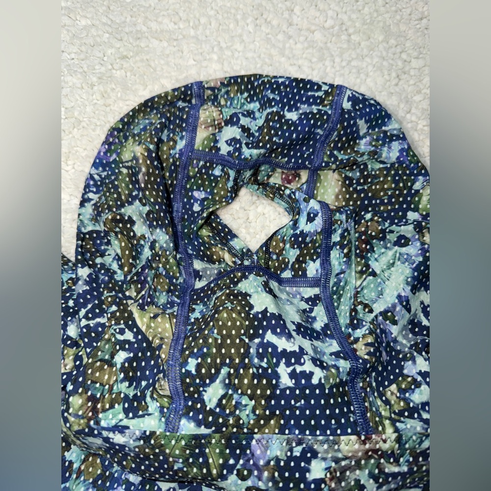 Lululemon Runbeam Pullover Lightweight Hoodie - image 8